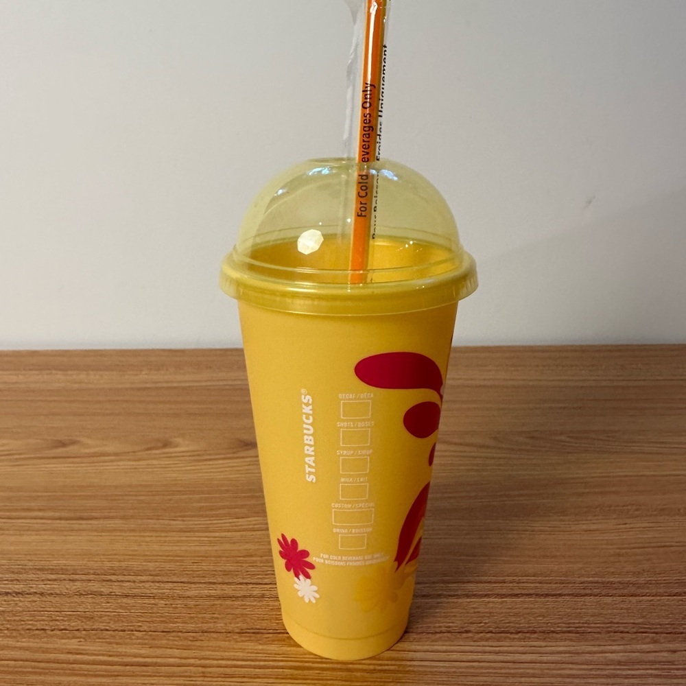 Starbucks Yellow Floral Reusable Cold Cup NWOT - Picture 3 of 3